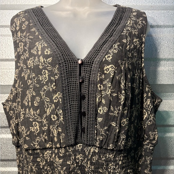 Lole Black and Cream Floral Maxi Dress - Picture 3 of 5